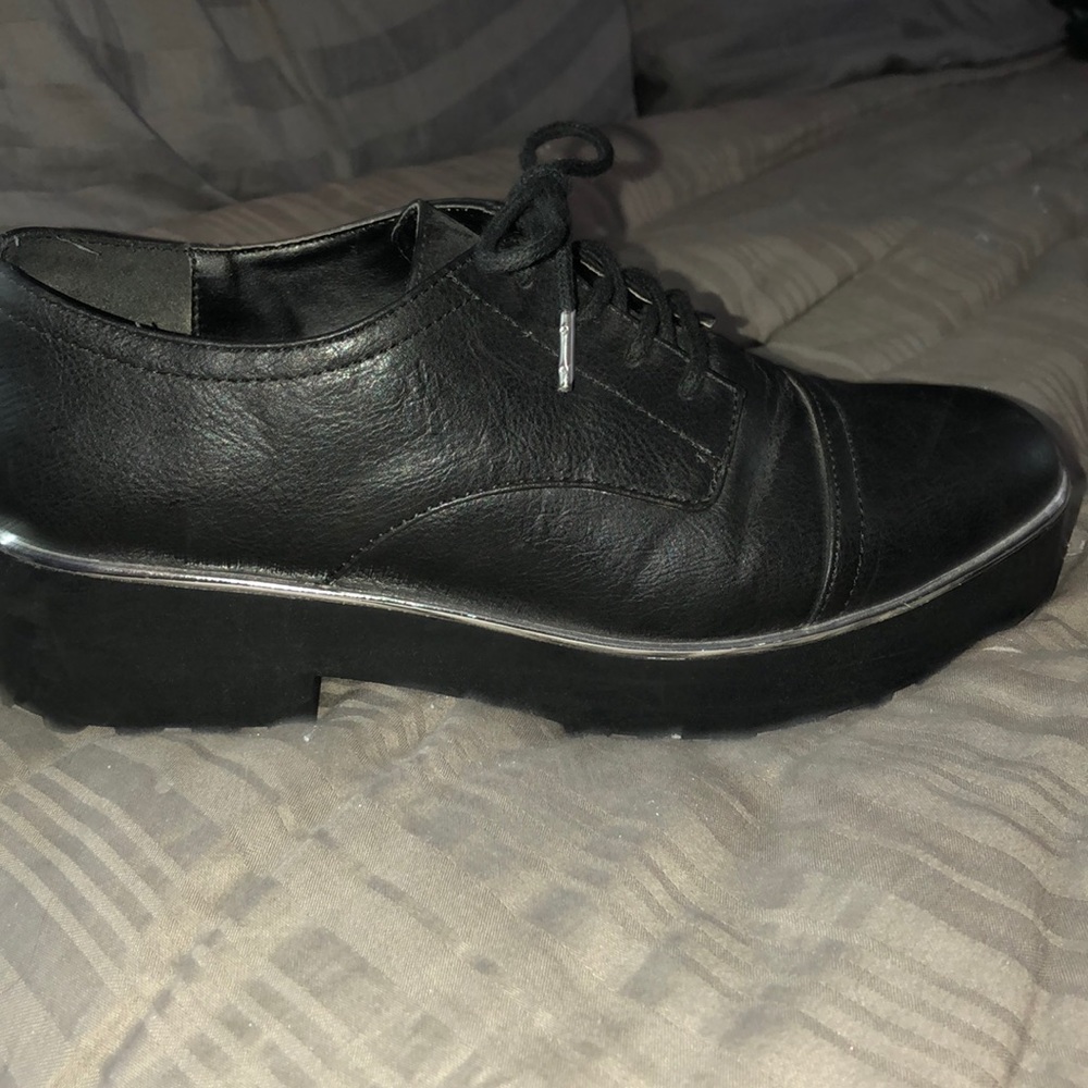 - Forever 21 men’s style women’s shoes